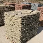 Галтованный песчаник серо-зеленый 1 м³ (40-45 м²), 10-20 мм для облицовки фасада